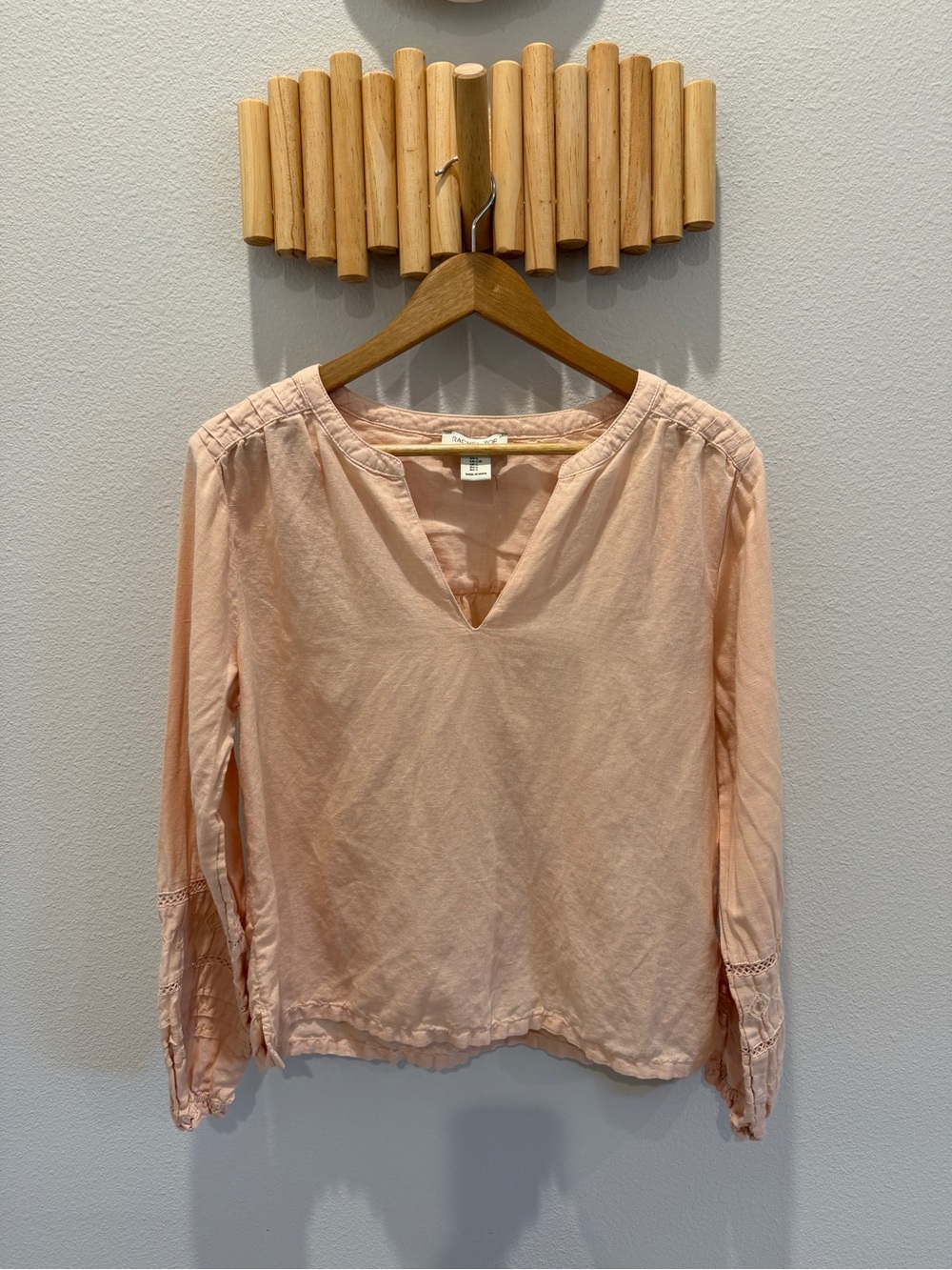 Rachel Zoe Light Peach V-Neck Long-Sleeve Linen Top